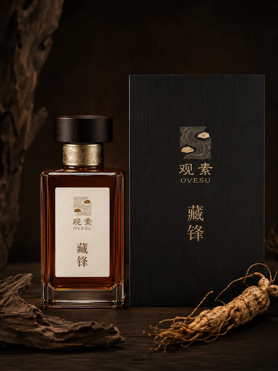 藏锋瓶身与礼盒陈列